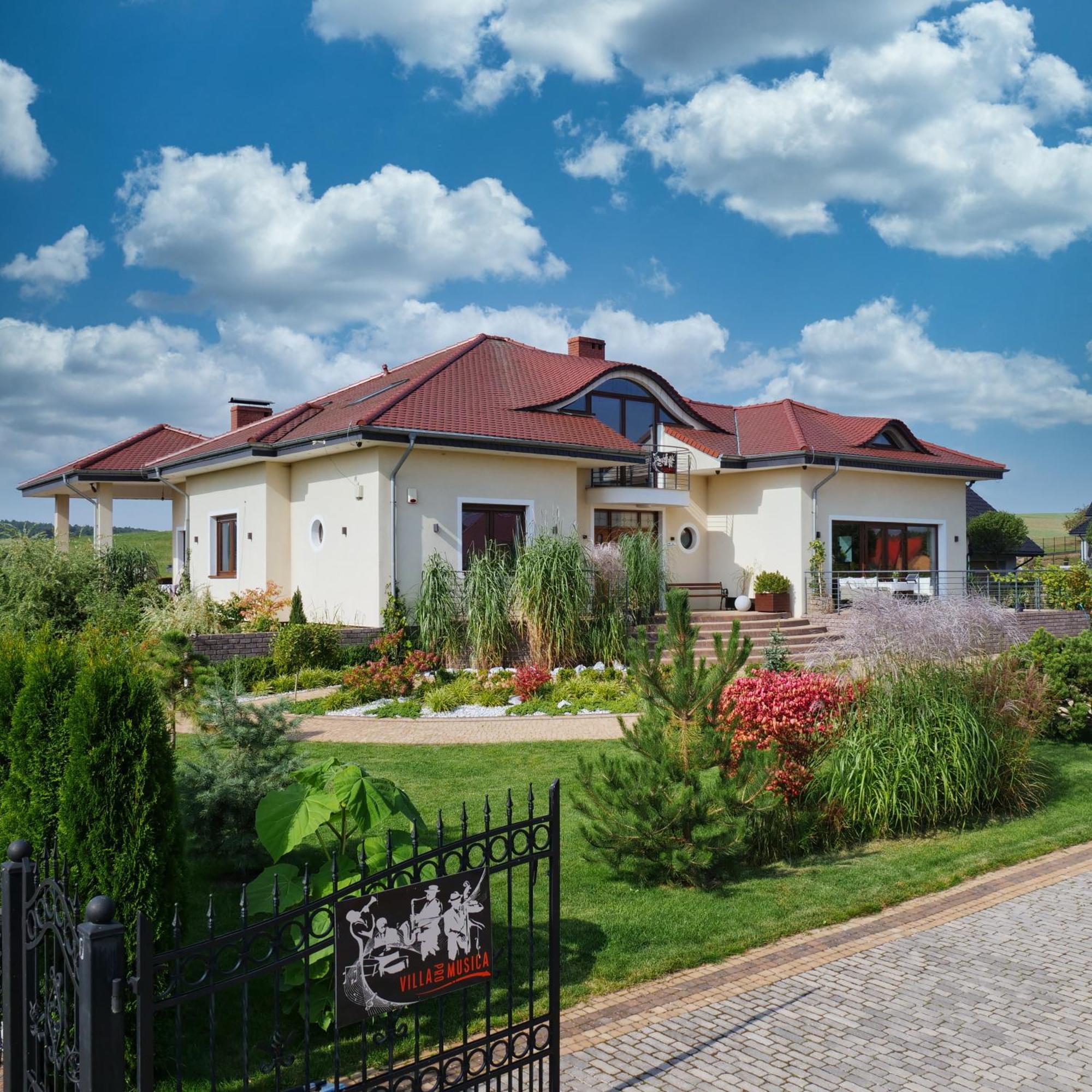 Villa Pro Musica - Opcja Sniadania Lębork Esterno foto